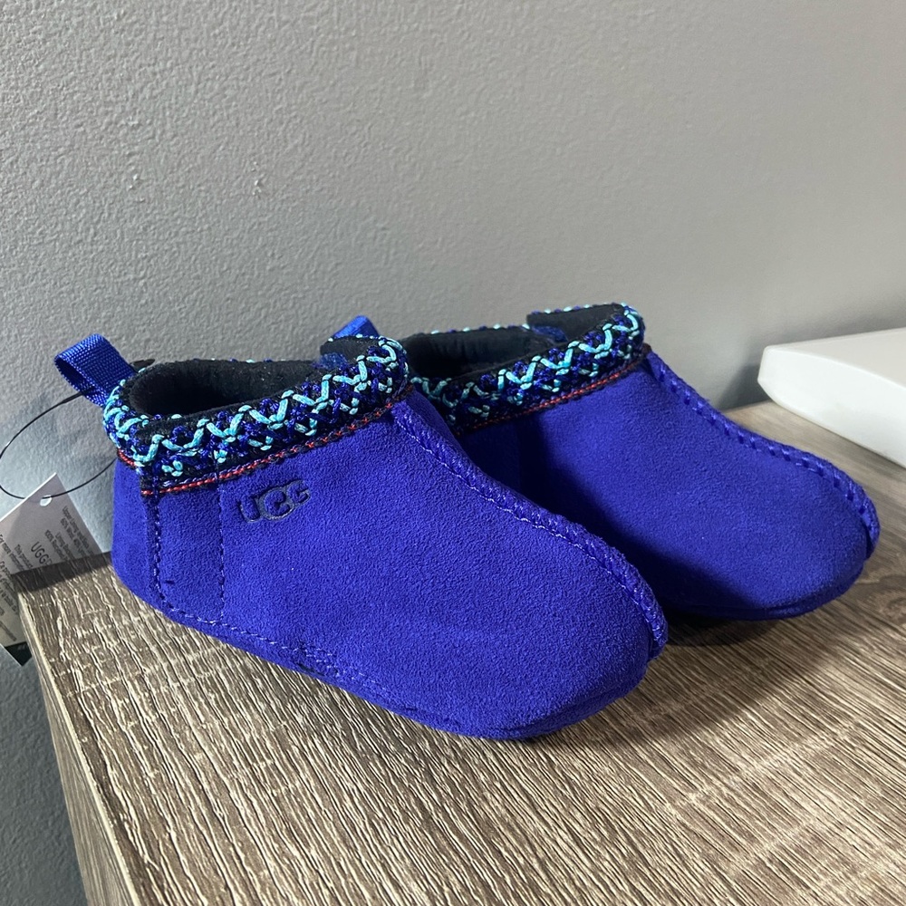 UGG Tasman booties baby